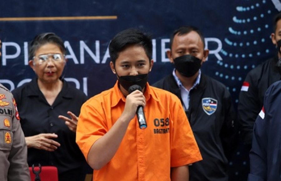 Jurus Pamer Harta Doni Salmanan Hanya Modus