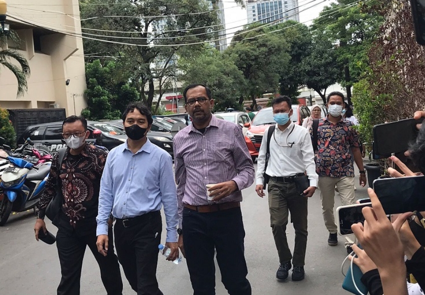Haris Azhar Bersama Tim Kuasa Hukum Penuhi Panggilan Polda Metro Jaya