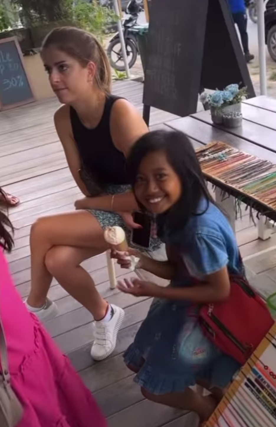 Indonesia Berkesan, Fabio Quartararo Traktir Anak-anak Usai Juara 2 di Mandalika