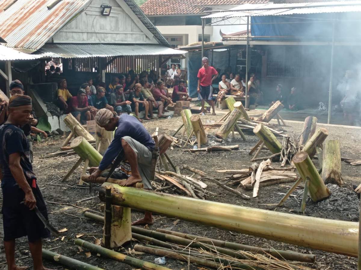 Meriah, Unggahan Masyarakat Adat Bonokeling di Pekuncen