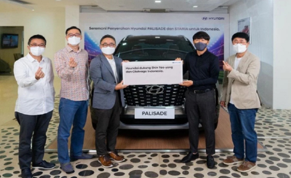Dua Mobil Mewah Hyundai Palisade dan Staria Diberi Gratis Untuk Shin Tae Yong, Wow Sekali Harganya