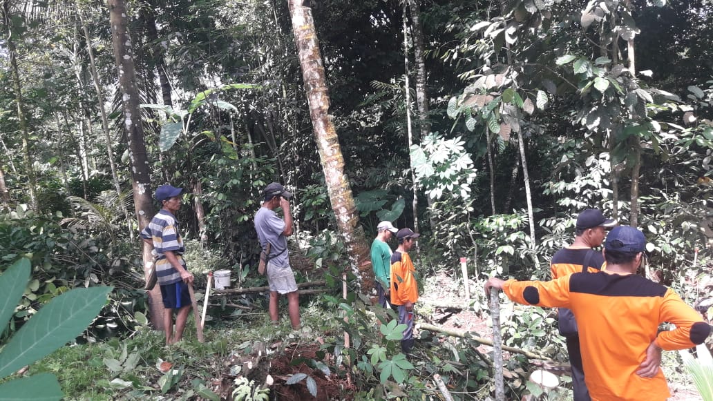 Jalur Grumbul Karangpundung dan Dukuh Saba, Desa Rancamaya Dibuat