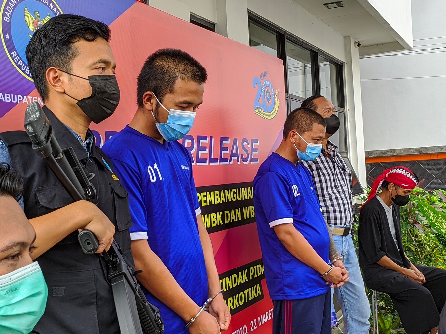 BNNK Banyumas Gagalkan Peredaran Tembakau Sintetis, Warga Tinggarjaya dan Pasir Kidul Ditangkap