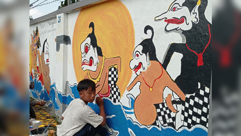 Megantara Jadi yang Termuda dalam Festival Mural