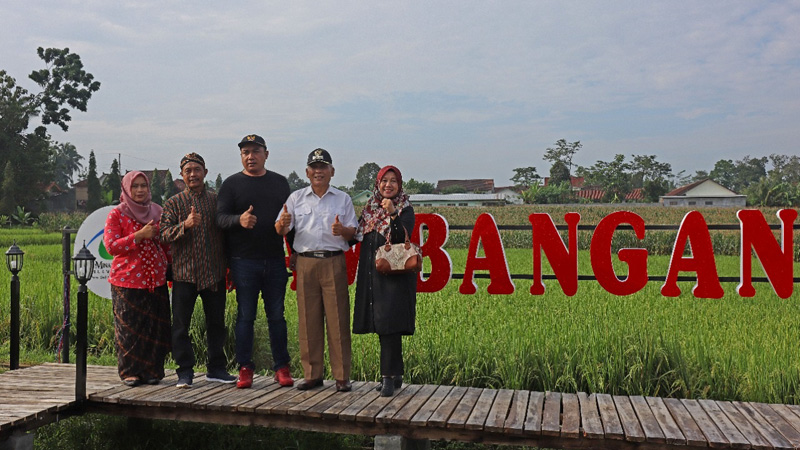 Tarik Wisatawan, Blambangan Bangun Broadwalk