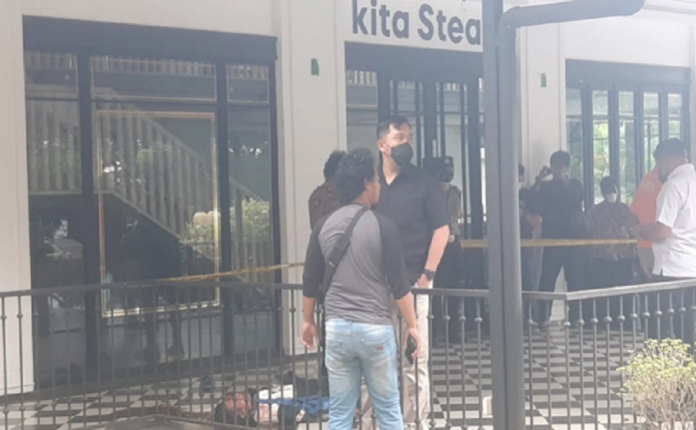 Mengerikan! Satpam Ditemukan Tewas dengan Leher Tergorok di Semarang