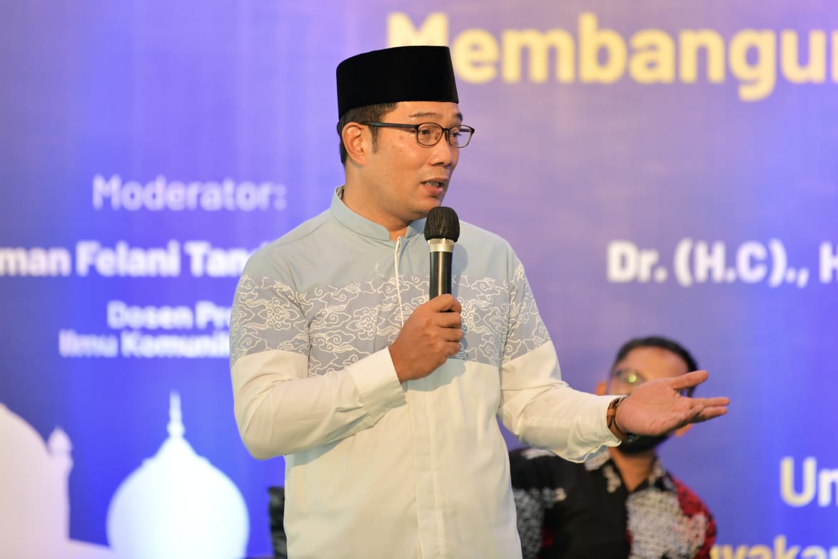 Beri Tausiah di UGM, Ridwan Kamil: Positive Mind Create Positive Life, Memimpinlah Dengan Niat Ibadah