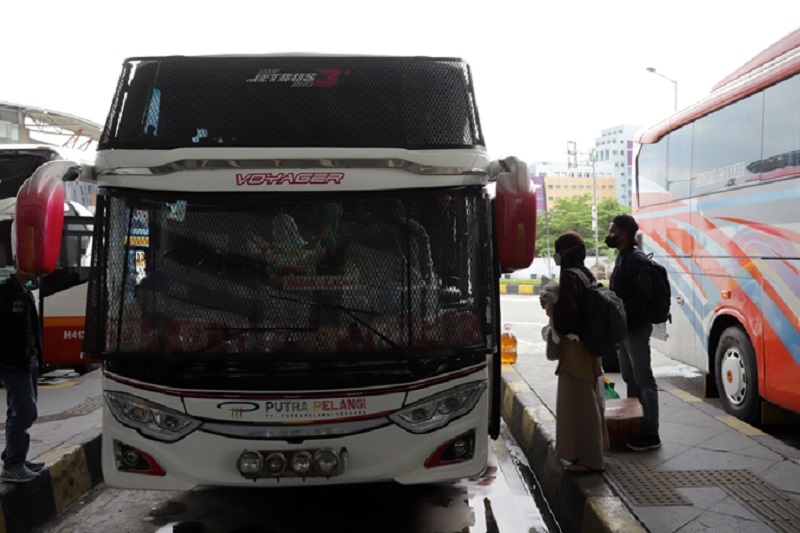 Kisah Farid Mustafa, Warga Purwokerto yang Merantau ke Jakarta, Sisihkan Duit 6 Bulan Demi Mudik Bertemu Kelua