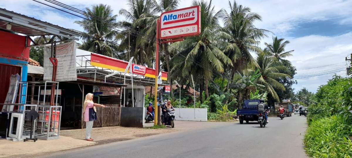 Detik-detik Bocah Tertabrak Mobil di Banjarnegara Terekam CCTV, Ini Kronologinya
