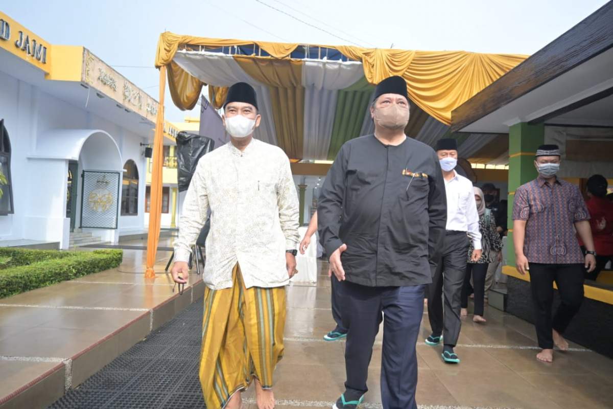 Airlangga Beri Kemudahan Santri Ponpes Suryalaya Jadi Entrepreneur