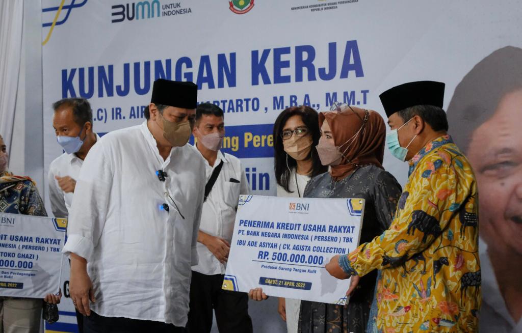 Dorong Pemberdayaan Ponpes, Masyarakat dan UMKM Garut Dukung Airlangga Presiden