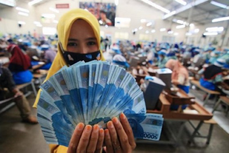 Pengusaha Diminta Bayarkan THR Penuh, Puan: Ekonomi Sudah Membaik, Tak Ada Alasan Menunda Atau Memotongnya