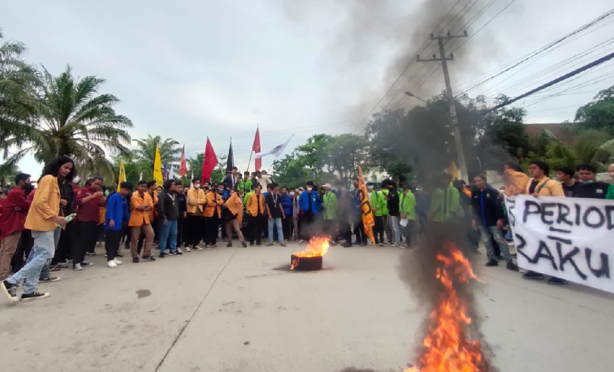Ribuan Mahasiswa Bergerak Tolak Perpanjangan Masa Jabatan Presiden dan Penundaan Pemilu 2024