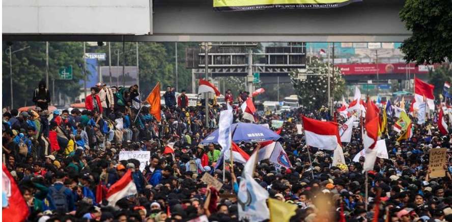 Viral Lagu Potong Bebek Angsa, Liriknya Jadi Begini: Potong bebek Angsa Masak di Kuali, Gagal Ngurus Bangsa...