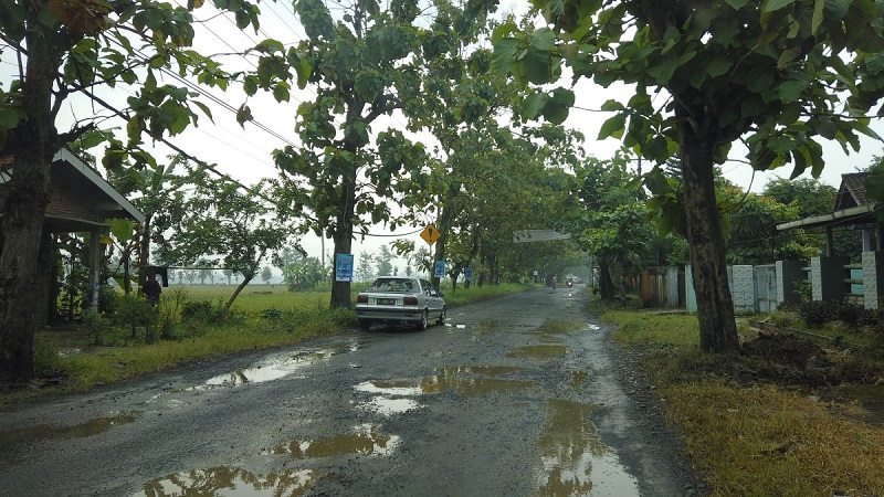 Kerusakan Jalan Bojong-Panican Dibenahi Mei, Paska Lebaran