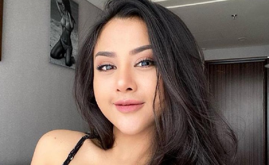 Artis Seksi Tania Ayu Jajan Sembarang, Kini Dirawat di Rumah Sakit