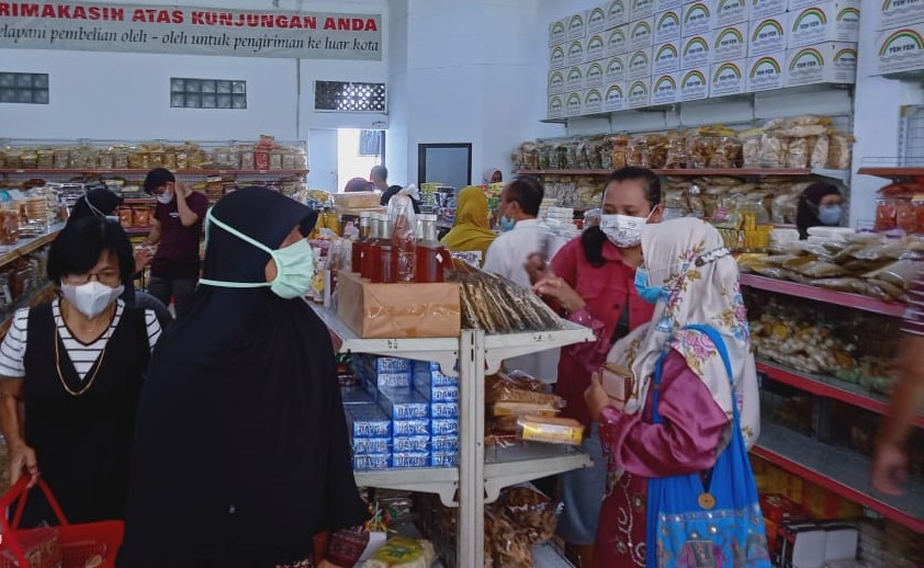 Berburu Buah Tangan di Injury Time Liburan, Omzet Pedagang Naik 3 Kali Lipat