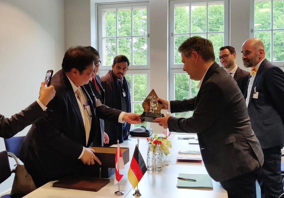 Indonesia Berpeluang Tarik Banyak Investor Usai Kunjungan Airlangga di Jerman