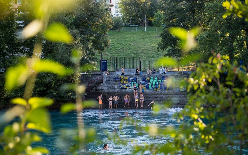 Berikut Tips Aman Untuk Berenang di Sungai Swiss