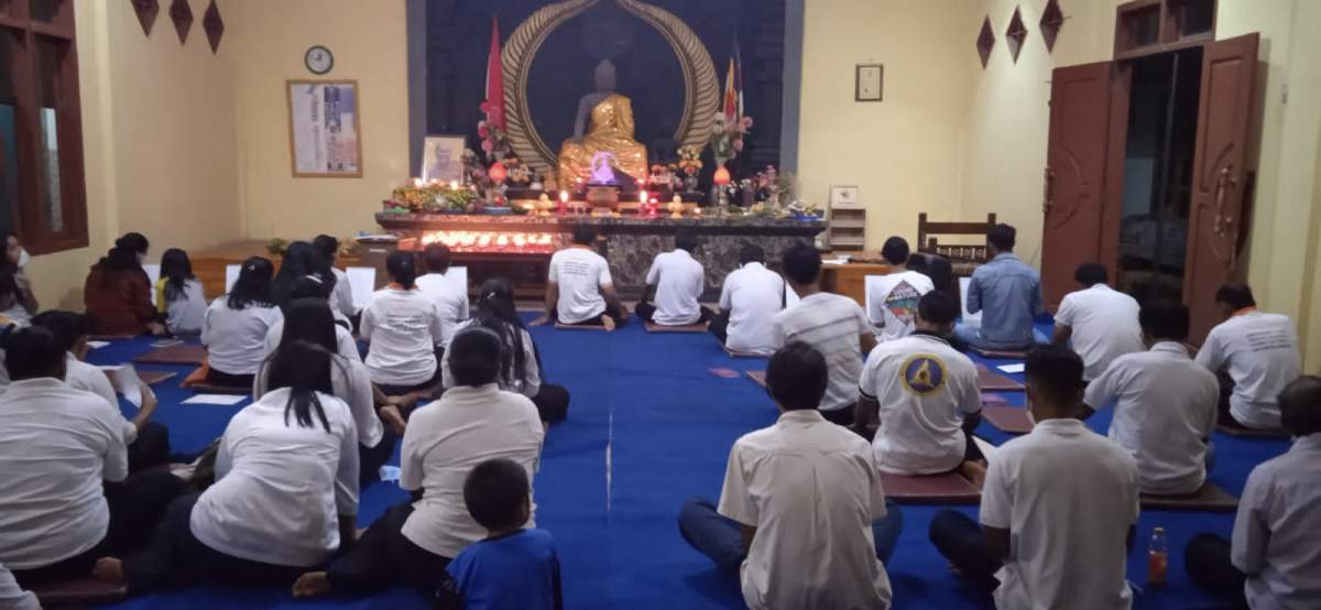 Umat Budha di Banjarpanepen Sumpiuh Rayakan Tri Suci Waisak