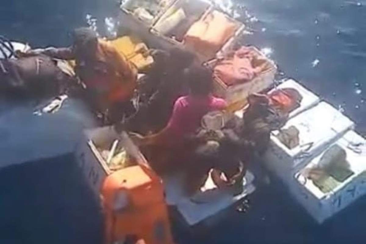 4 ABK Kapal Zidane Express Bertahan Hidup Terapung di Tengah Laut dengan Styrofoam