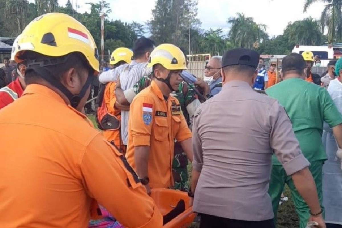 Tragis, Balita Terlempar Keluar dan Hilang Saat Helikopter Mendarat Darurat
