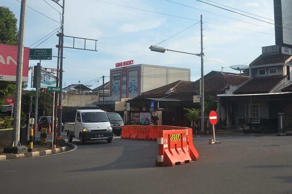 Satu Arah Jalan Masjid Purwokerto Belum Dipermanenkan