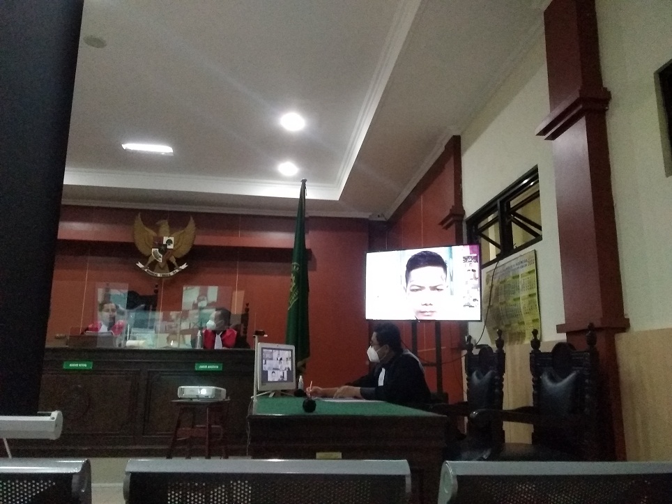 Diancam 15 Tahun Bui, Terdakwa Kaget, Hakim PN Banyumas: Setelah Keluar Penjara, Buktikan Wajah Bertatto Bukan