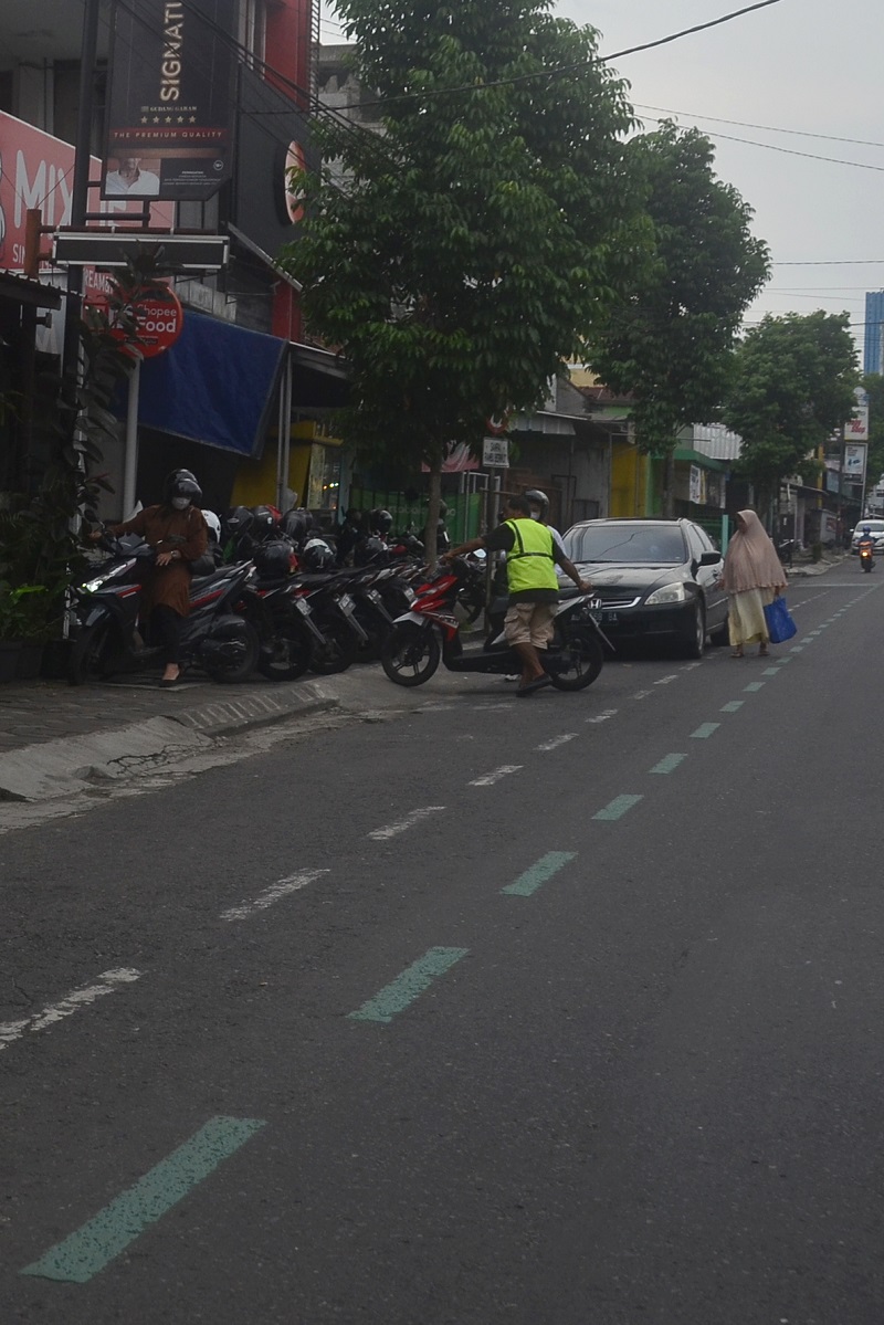 Rambu Larangan Parkir Tidak Efektif, Supangkat: Segera Tindak yang Melanggar Parkir