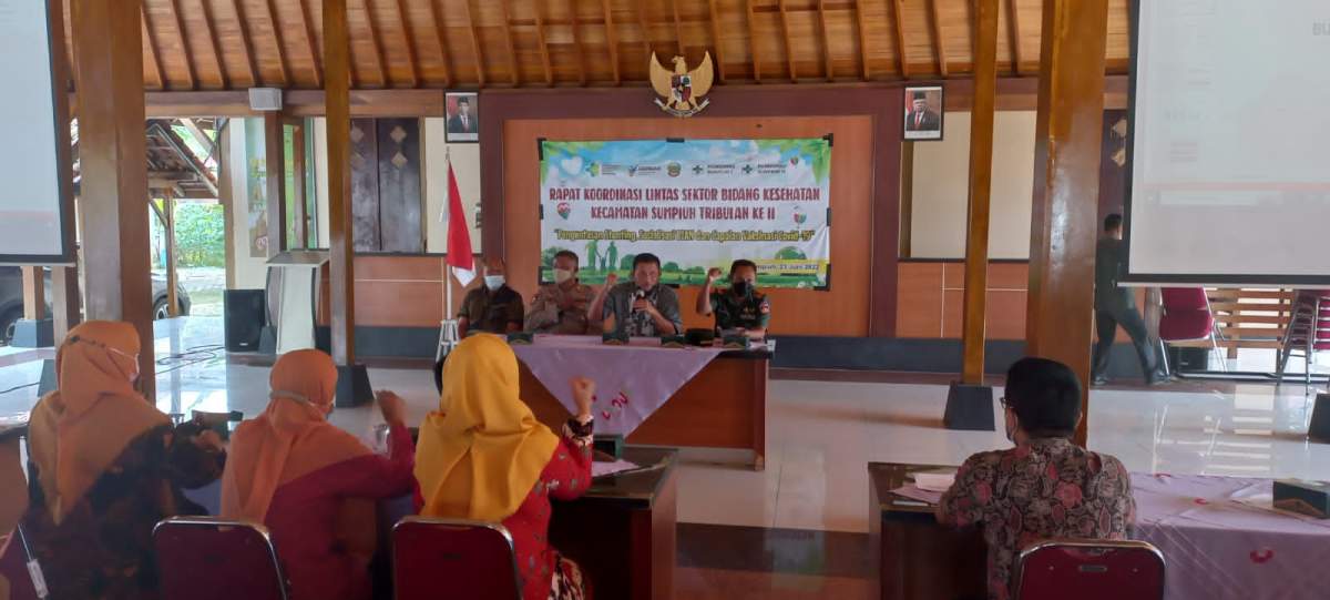 Penerima Bansos dan Program Vaksinasi, Camat Sumpiuh: Hubungannya Harus Intim