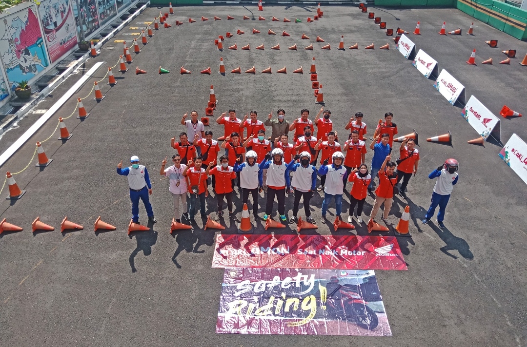 Kobarkan Semangat #Cari_Aman untuk Keselamatan Kerja Teknisi Lapangan