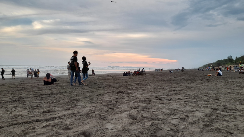 BMKG: Gelombang Tinggi Capai 6 Meter di Selatan Laut Jawa