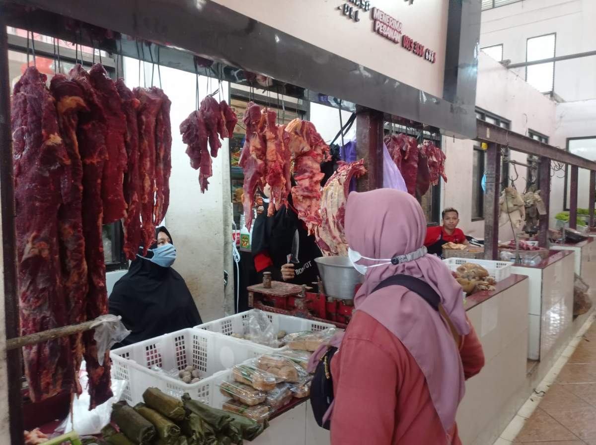 Harga Daging Sapi di Pasar Manis Purwokerto Tembus Rp. 150 Ribu per Kg, Imbas PMK?