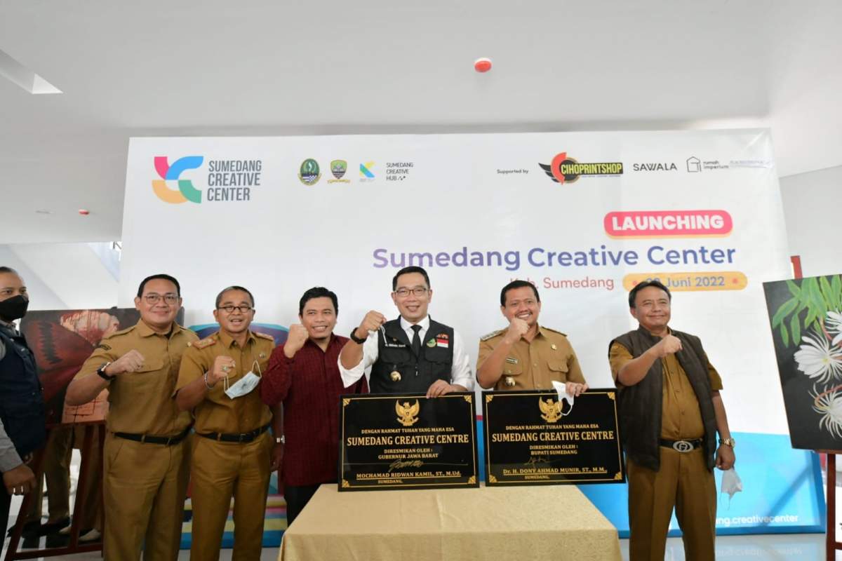 Gubernur Ridwan Kamil Resmikan Sumedang Creative Center