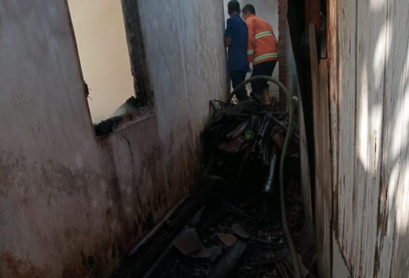 Lupa Matikan Kompor, Rumah di Sokaraja Kulon Terbakar