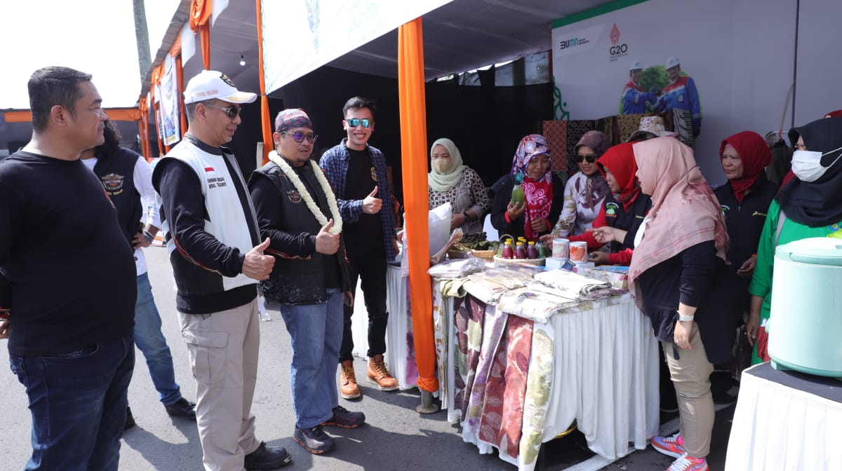 UMKM Binaan Pertamina Cilacap Unjuk Produk Unggulan di Mendoan Ride 2022