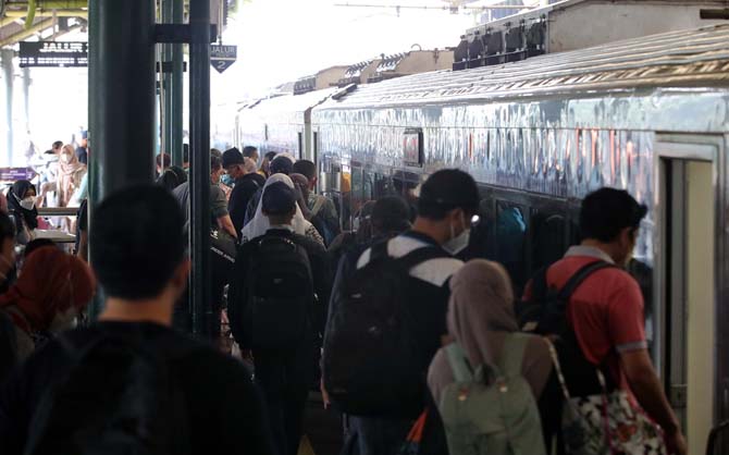 Vaksin Dua Tetap Wajib PCR, Ini Isi SE Perjalanan Dalam Negeri dan Luar Negeri Kemenhub, Berlaku 17 Juli 2022