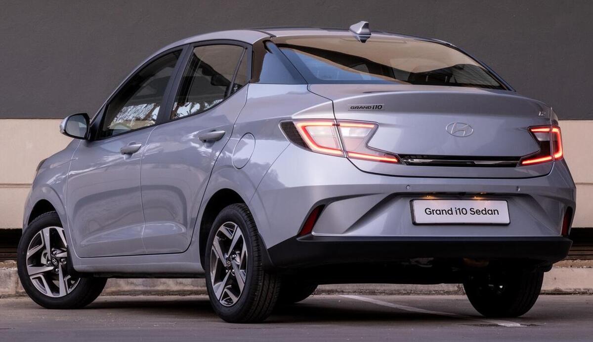 Dapatkan Mobil Hyundai Grand i10 Hanya Rp130 Ribu per Hari! Cek Simulasi Kreditnya di BRI Finance