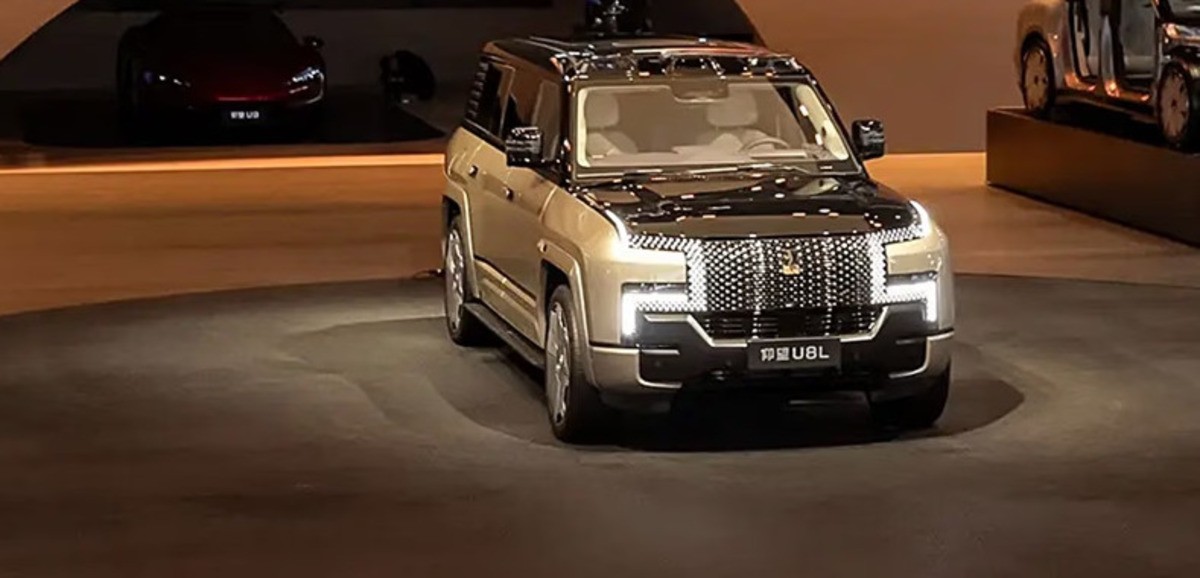 Mengintip Keunggulan BYD Yangwang U8L, SUV Listrik Rp 2,8 Miliar