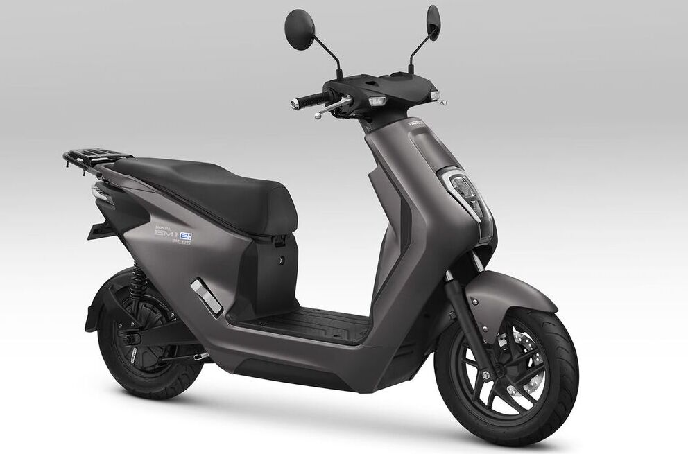Uang Muka Kredit Honda EM1 e: Cuma Rp 8 Juta, Cek Simulasi Kredit di Mandiri Utama Finance