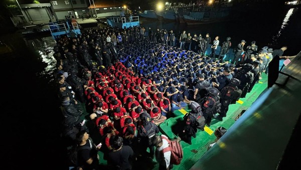 263 Napi Risiko Tinggi Dipindahkan ke Pulau Nusakambangan