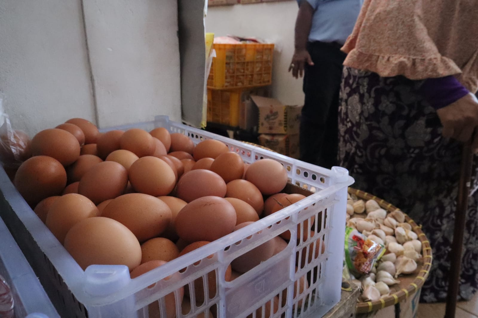 Harga Telur Tinggi, Penjual Kue Pilih Berhenti Produksi