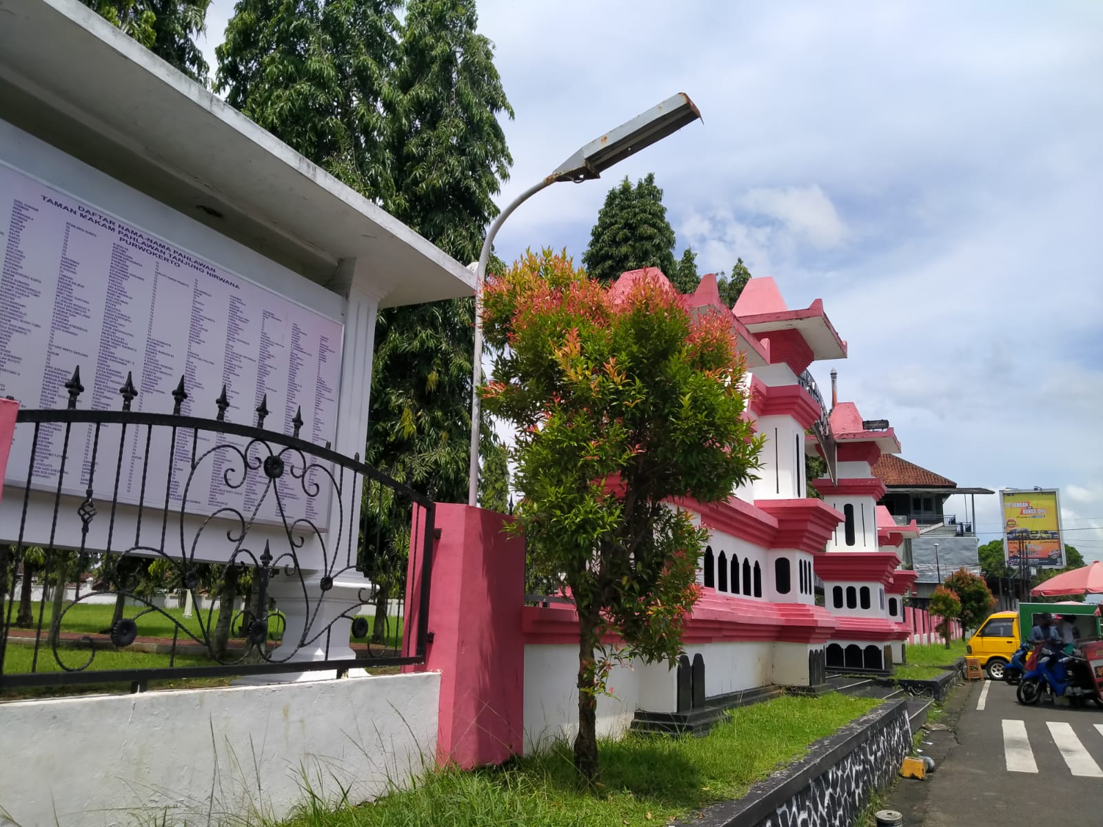 Perawatan Taman Makam Pahlawan Tanjung Nirwana Telan Rp 40 Juta/Tahun