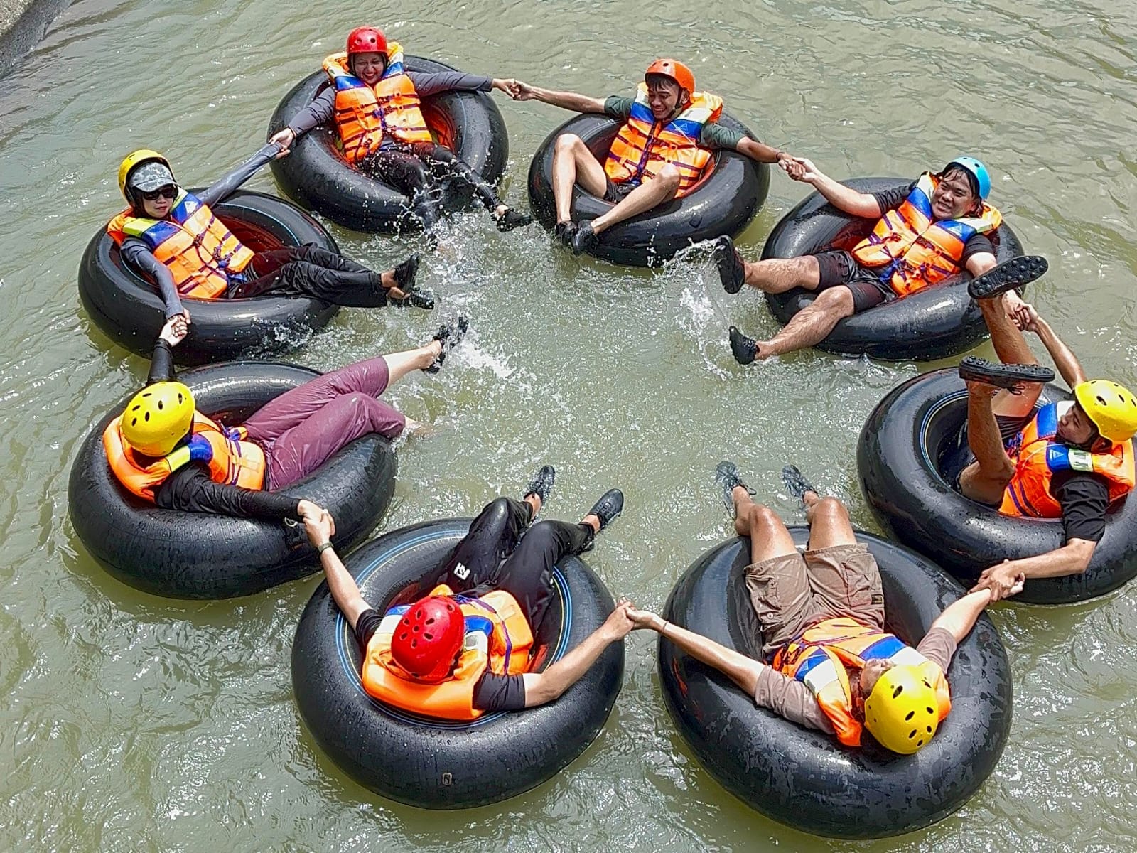 Jlegi Fun River Tawarkan Keseruan Wisata Air
