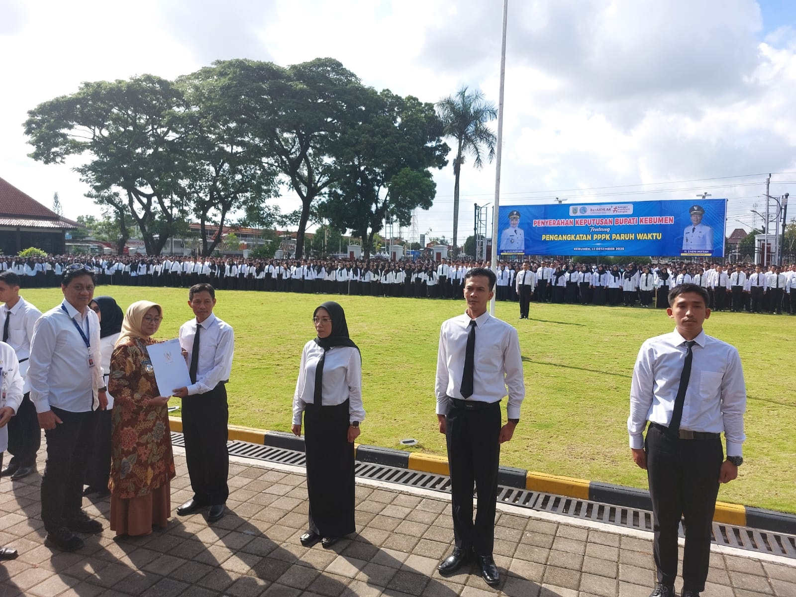 3.551 PPPK Paruh Waktu Terima SK Bupati Kebumen