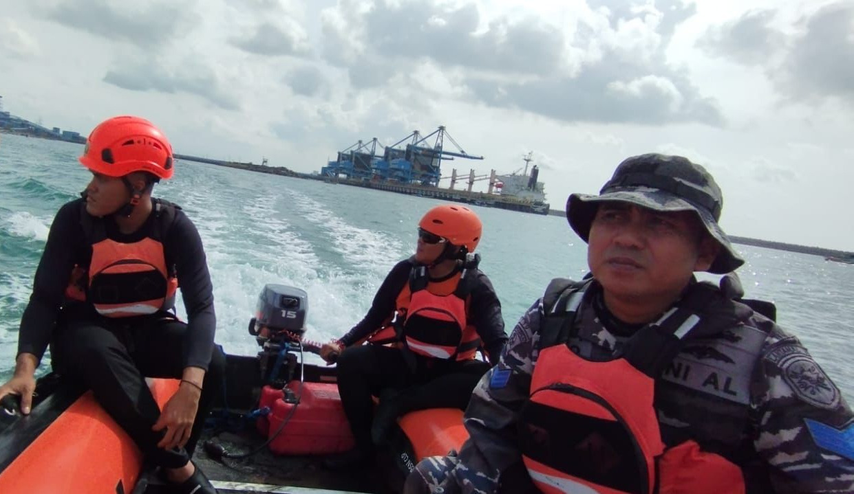 Mancing Usai Salat Jumat, Remaja Terseret Ombak di Pantai Lengkong Mertasinga Cilacap