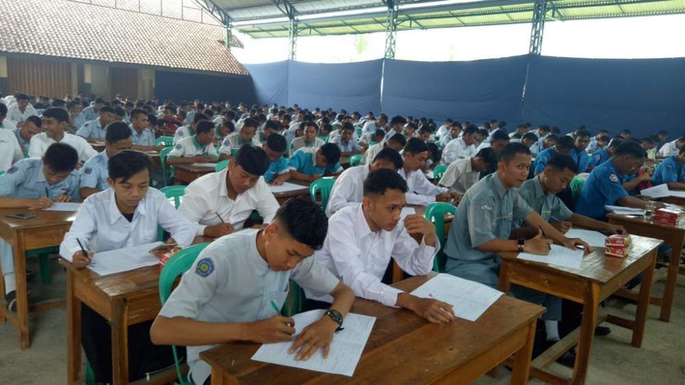 Serapan Kerja BKK SMK Minim, Ini Penjelasan Dinaker dan SMK