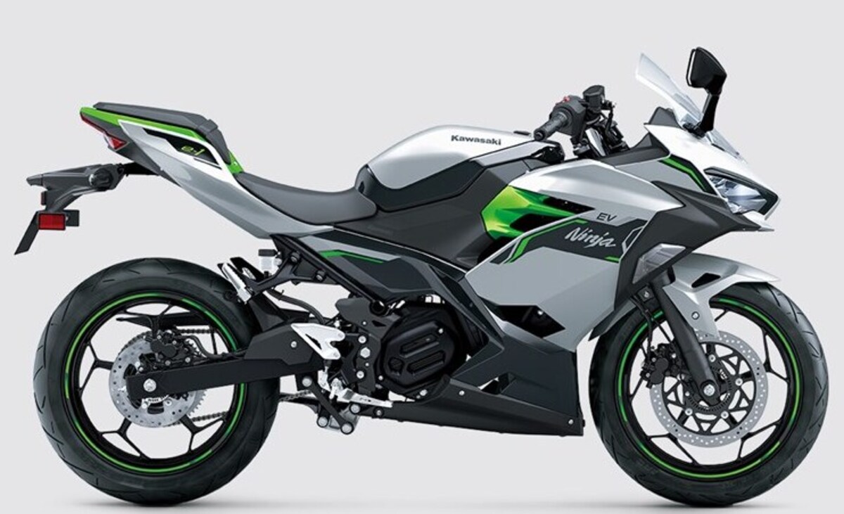 Berkendara Seru Tanpa Emisi, Kawasaki Ninja e-1 Jadi Pilihan Motor Masa Depan
