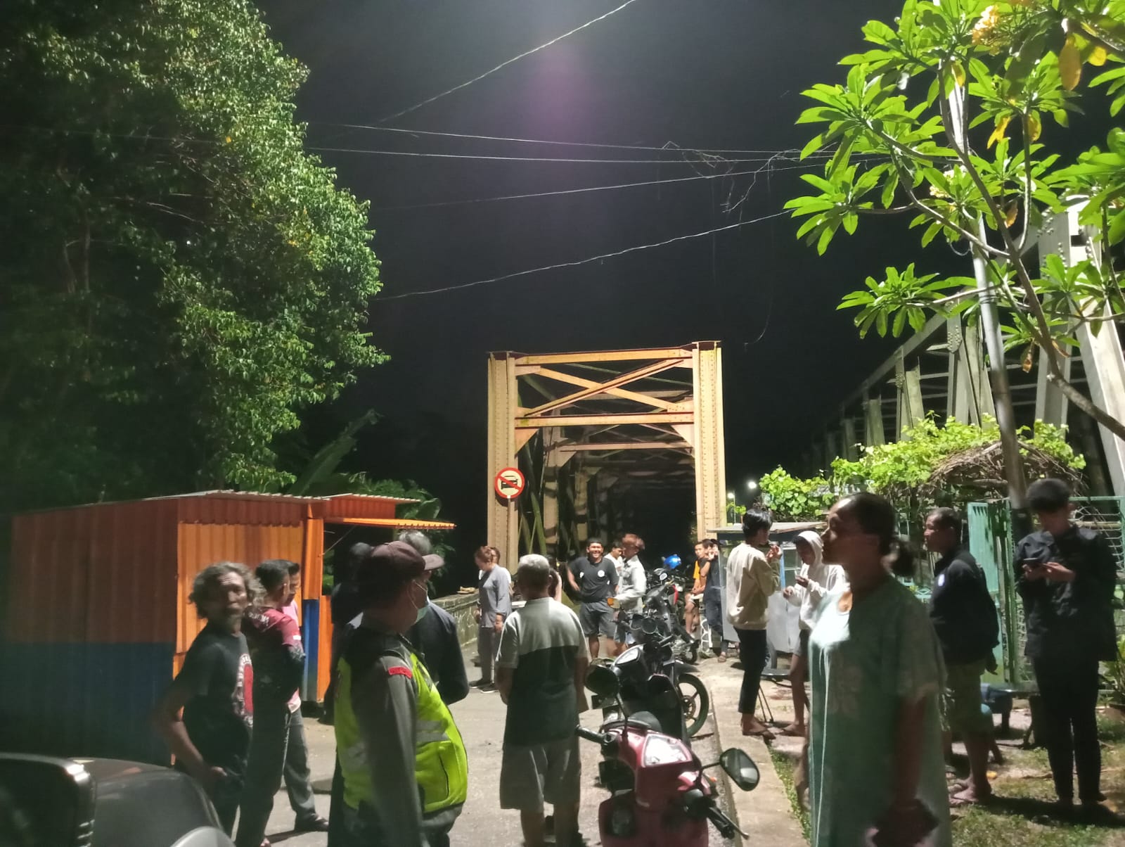 Mabuk, Cari Pacarnya Di Jembatan Merah Patikraja-Kebasen, Warga Tanjung Berakhir Dianiaya