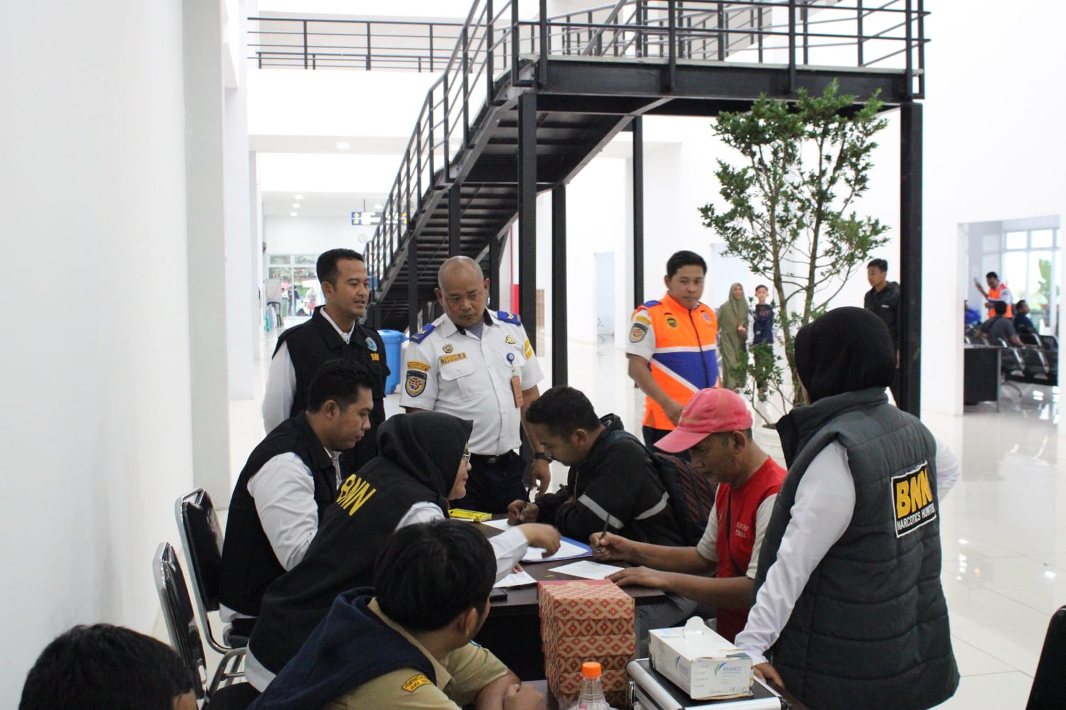 25 Pengemudi Bus AKAP di Terminal Bobotsari Dites Narkoba Mendadak